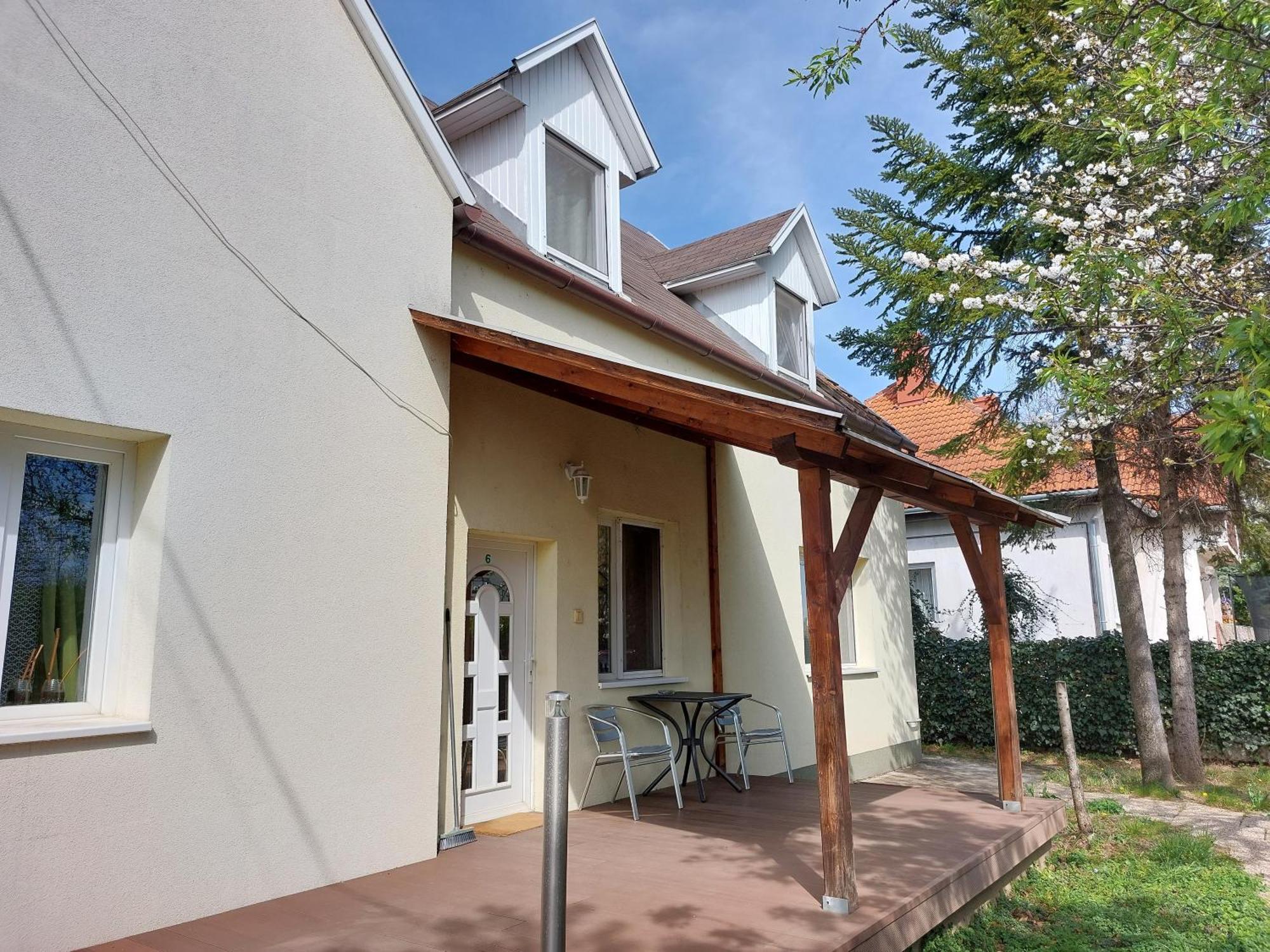 Bridgehaus Apartment Balatonfured Exterior photo